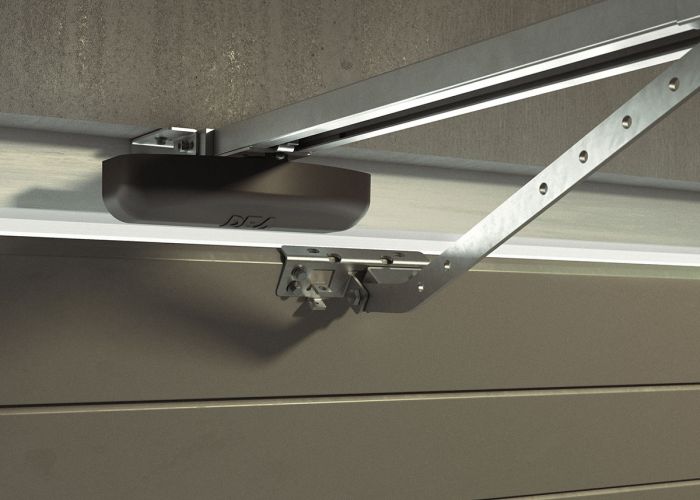 Automatisme DEA ADVANCE N installé sur une porte de garage